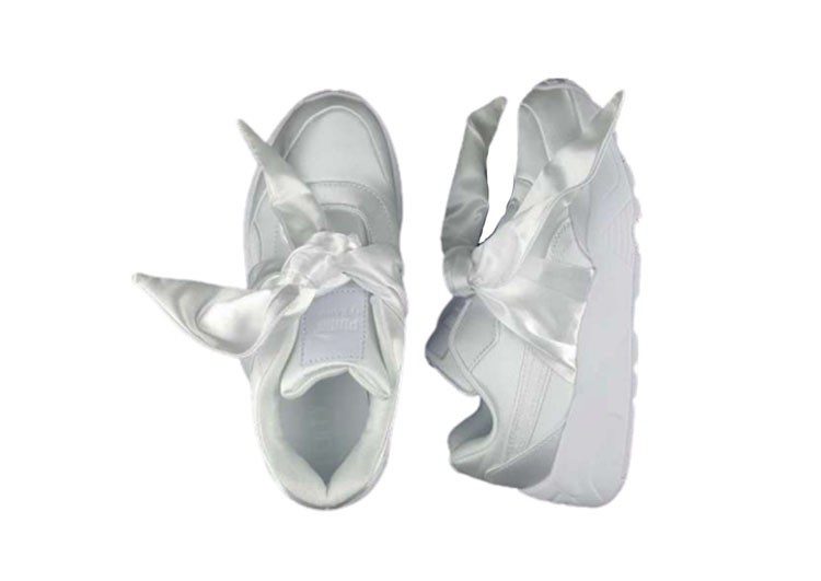 נעלי פומה- PUMA rihanna bow rubbon silk cherry blossom pink-White – תמונה 4