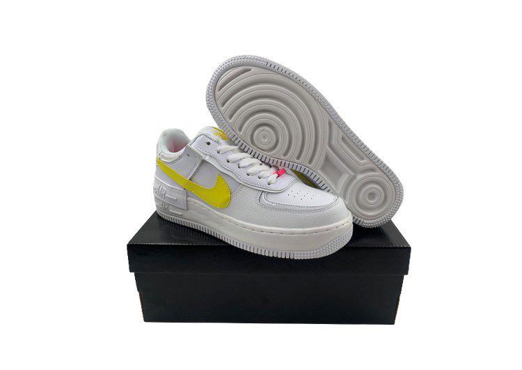 נעלי נייק -Nike Air Force 1 Low Mischka-Citrus – תמונה 9