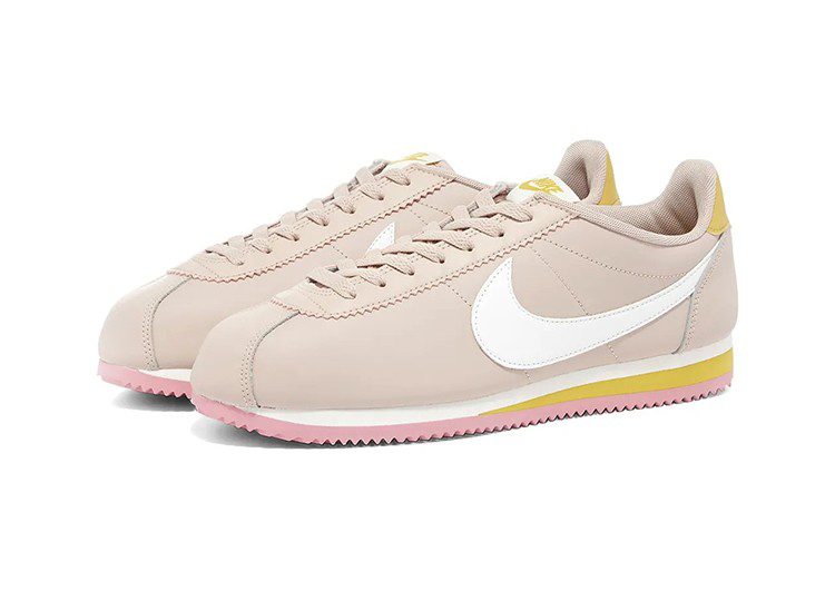 ⁦נעלי נייק-Nike Classic Cortez - Summit_White⁩ – תמונה ⁦2⁩