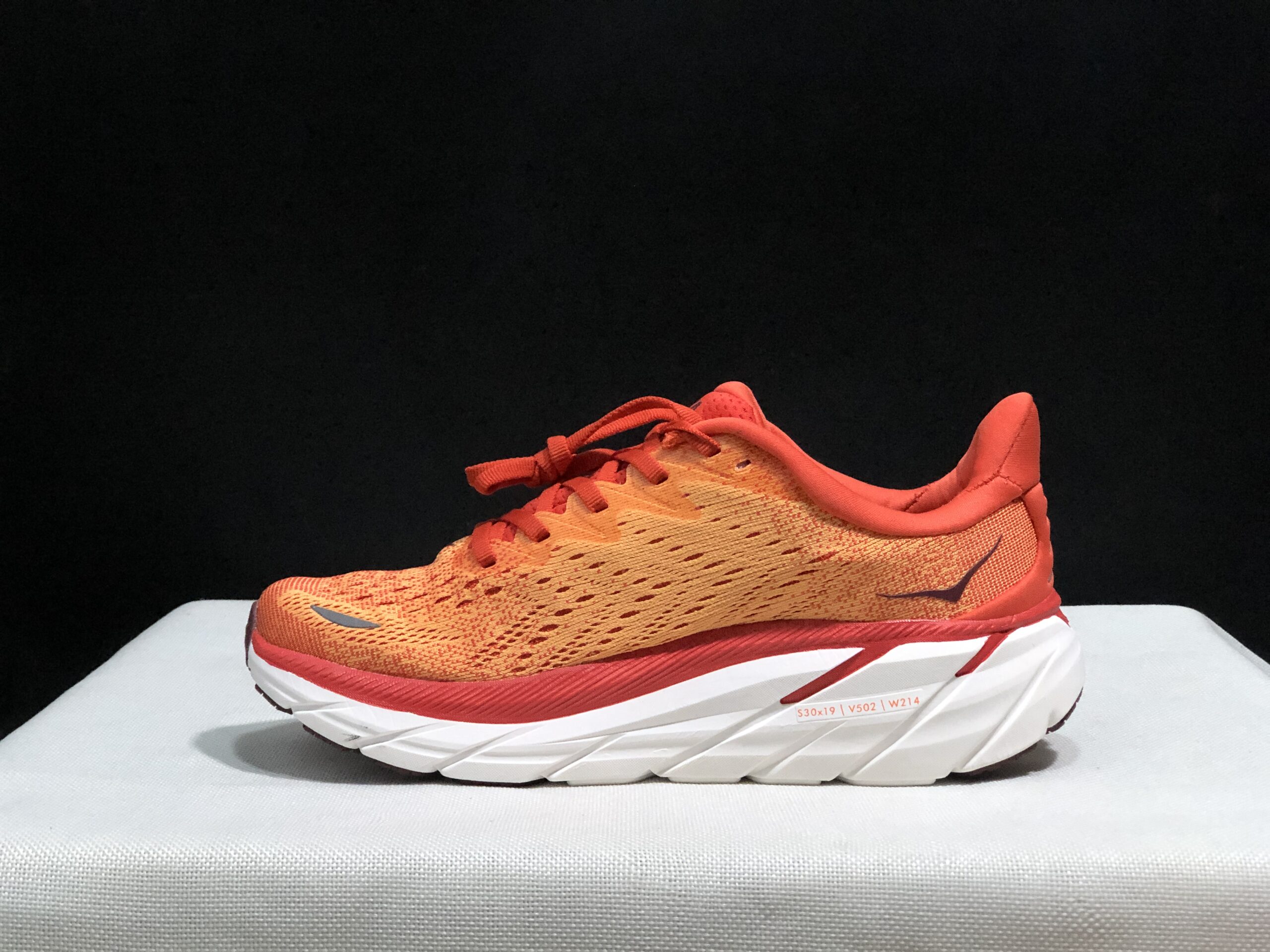 נעלי הוקה-HOKA ONE ONE Clifton 8 ange – תמונה 15