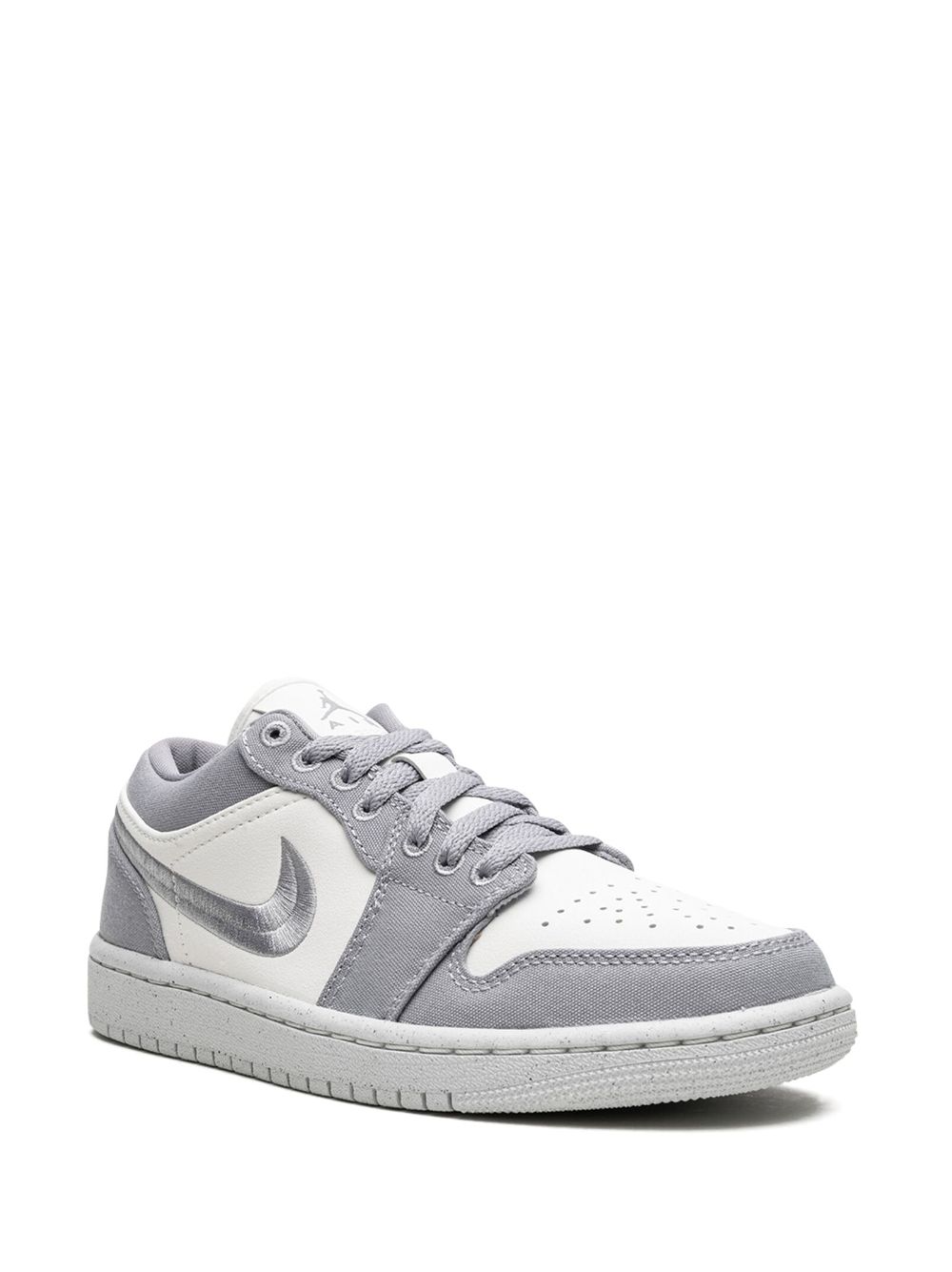 נייק ג'ורדן -NIKE AIR JORDAN 1 LOW - Light Steel Grey – תמונה 2