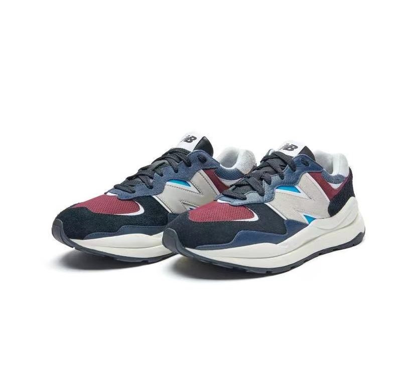 סניקרס ניו באלאנס NEW BALANCE 5740 Red Blue Black – תמונה 2