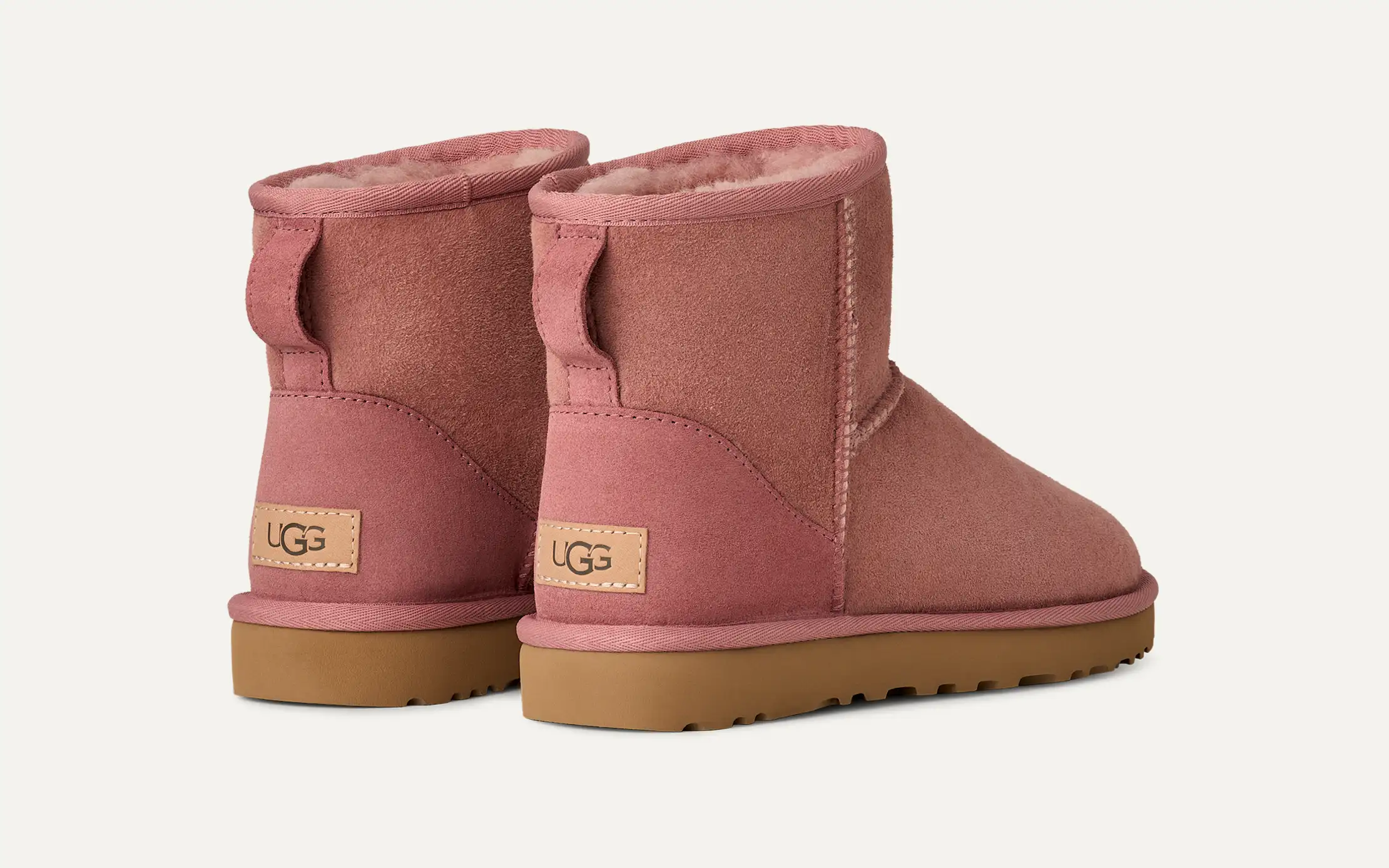 UGG Classic Mini Shearling – מגפי האג נשים – תמונה 28