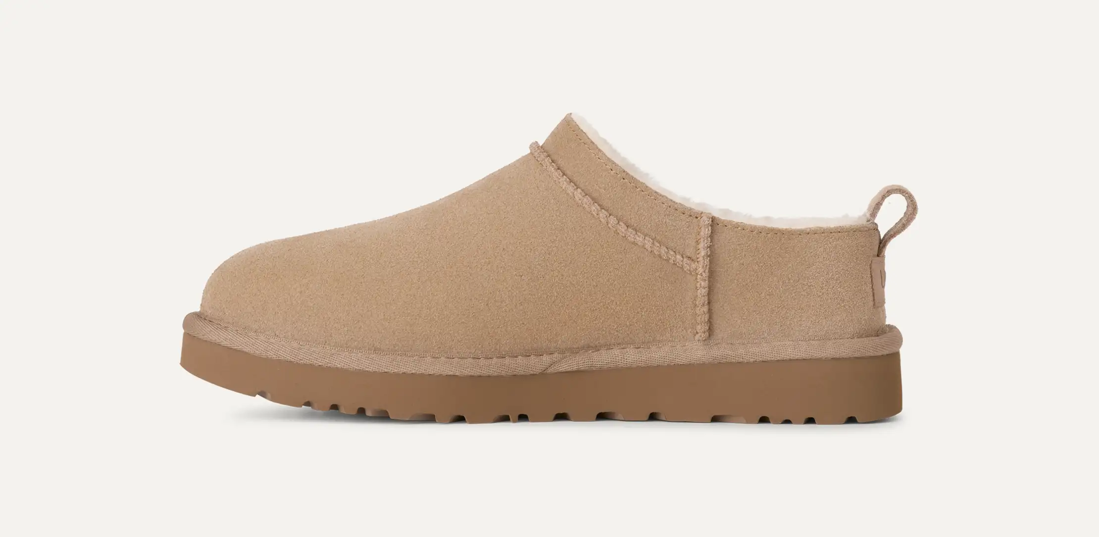 מגפי האג UGG Classic Micro Suede לנשים – קלאסיים ונוחים – תמונה 12